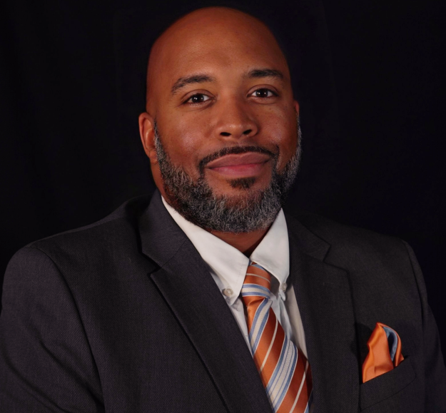 Morris, Jr headshot