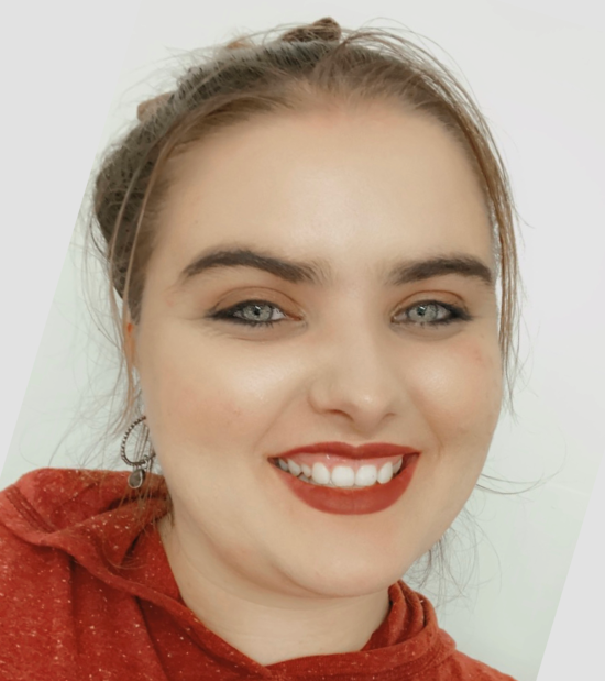 Gabby headshot